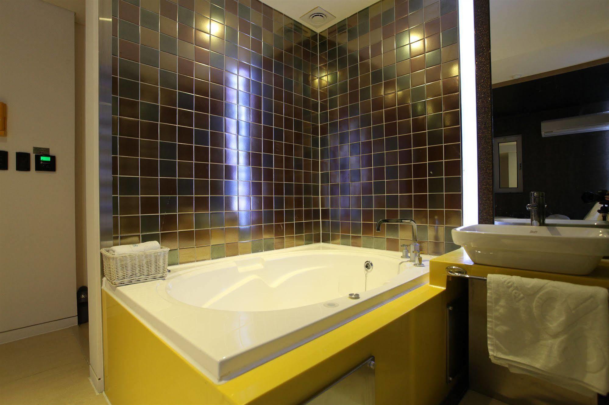 Hotel Jade Séoul Extérieur photo